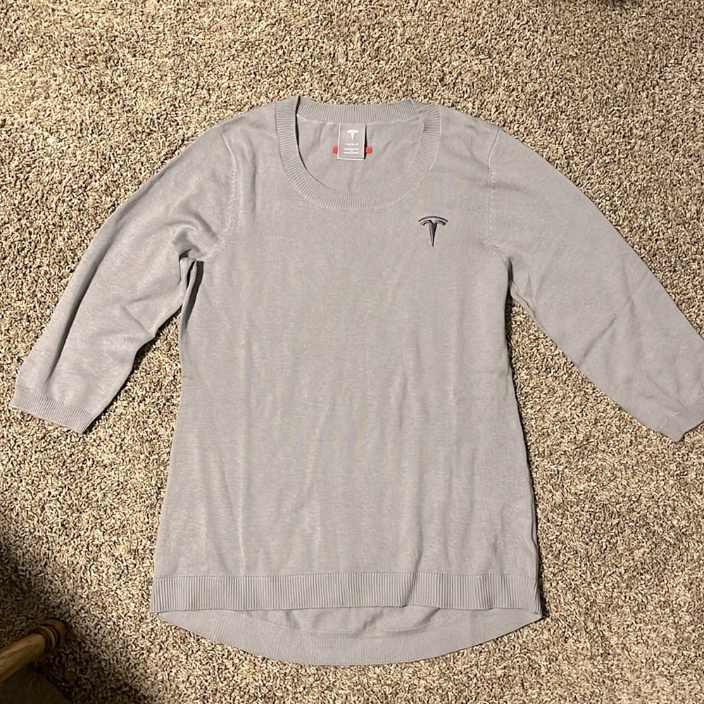 CUTE! Women’s embroidered light sweater. NEVER BEEN WORN!